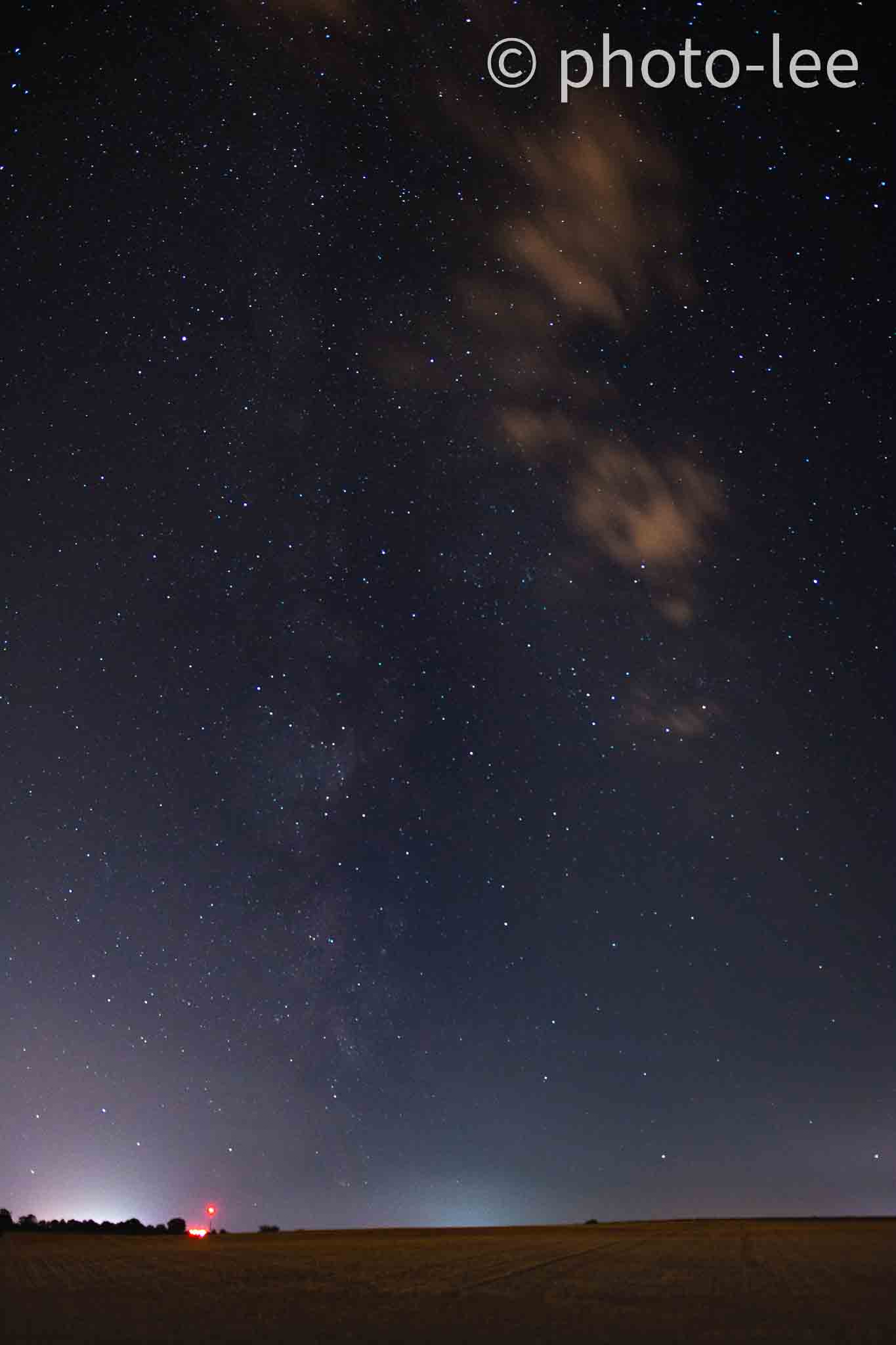 Die Milchstraße über dem Feld in Erfurt